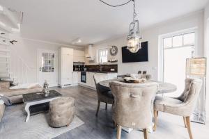 Kuchyň nebo kuchyňský kout v ubytování Meerschönheit