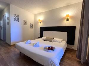 Photo de la galerie de l'établissement ST FLORENT Studio avec piscine FLO23, à Saint-Florent