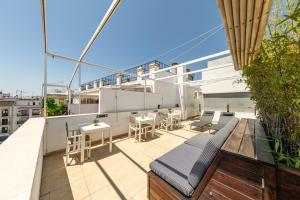 A balcony or terrace at Stay U-nique Apartments Eslava