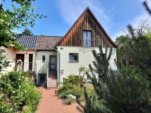 Το κτήριο όπου στεγάζεται  το διαμέρισμα