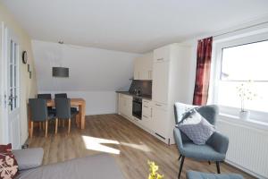 Köök või kööginurk majutusasutuses Möwenstrasse oben +4 fotot