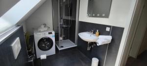 Kuchyň nebo kuchyňský kout v ubytování Diemeltal Lodge Appartement I