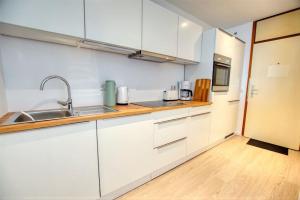 Küche/Küchenzeile in der Unterkunft Ferienpark - Haus C, App 0C1109