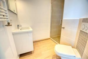 Ein Badezimmer in der Unterkunft Ferienpark - Haus C, App 0C1109
