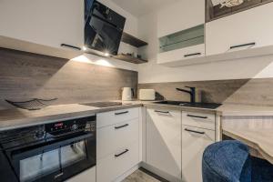 Una cocina o cocineta en Lee