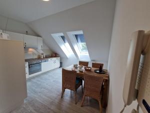 Dapur atau dapur kecil di Gutshaus Wohnung 5 +3 gambar