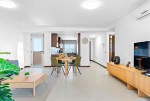 TV/trung tâm giải trí tại Family Deluxe Apartment