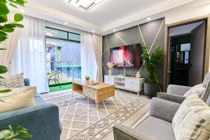 Χώρος καθιστικού στο Luxury and Modern 2 Bdr