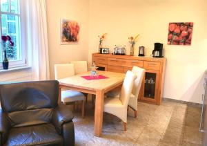 Příslušenství pro přípravu čaje a kávy v ubytování Strandpalais 10