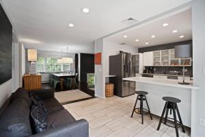 Køkken eller tekøkken på Classic Southampton Home: 5BR, Pool,Jacuzzi, Cooper's Beach