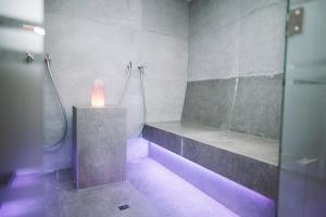 Koupelna v ubytování Hotel Alphof Stubaital