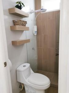 Ένα μπάνιο στο Precioso Apartamento D