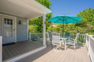 Μπαλκόνι ή βεράντα στο 10-Min Walk to Beach - Huge Deck - Near Downtown