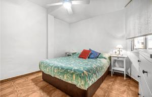 Ένα ή περισσότερα κρεβάτια σε δωμάτιο στο Amazing Apartment In Campello With Wifi
