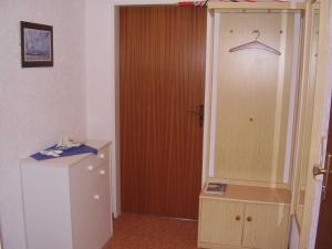 Ένα μπάνιο στο Ferienwohnung in Nessmersiel 20-125 +4 φωτογραφίες