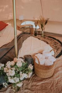 Φωτογραφία από το άλμπουμ του Arkadia Maciejówka Glamping  +16 φωτογραφίες
