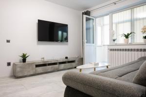 Gallery image of Apartament Roxy in Alba Iulia +16 photos