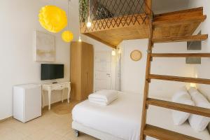 Postel nebo postele na pokoji v ubytování Private rooms near the beach center