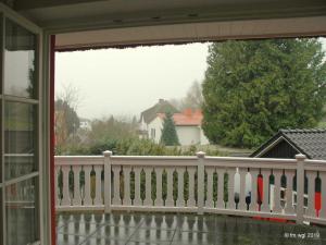 Ein Balkon oder eine Terrasse in der Unterkunft Landhaus Uhlenhof 4