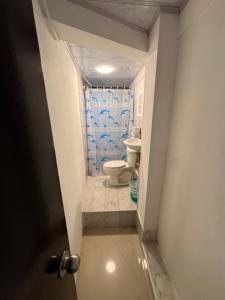 Ένα μπάνιο στο Hotel Bogotá Suites Teusaquillo