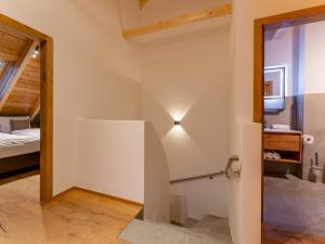 Postel nebo postele na pokoji v ubytování Mountain Chalet Aquarius 5A