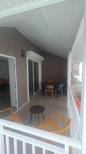 Balkón nebo terasa v ubytování Lumineux Duplex SANDÌA