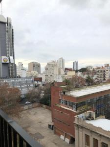 Nespecifikovaný výhled na destinaci Mar del Plata nebo výhled na město při pohledu z apartmánu