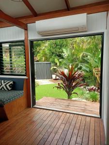 Zahrada ubytování Beachside Bungalow + 6 fotografií