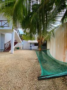 Imagen de la galería de pole inn villa, en Kinyasini 98 fotos más