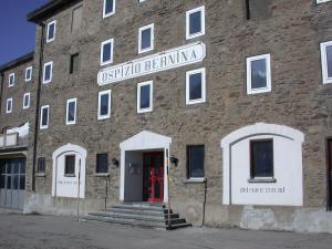 Budova, v ktorej sa hostel nachádza