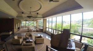Hotel Honduras Maya的休息区