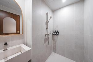 Gyeongju Coolstay hotel的一间浴室