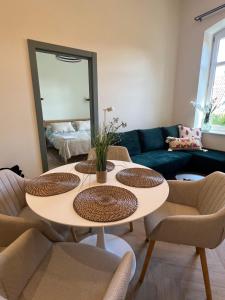 Posezení v ubytování Apartament Frombork Łempicka