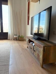 Et tv og/eller underholdning på Casa Lolita + 8 billeder