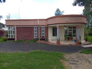 Κήπος έξω από το Le Tai Village Homestay