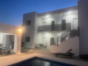 Πισίνα στο ή κοντά στο Playas del mirador 2