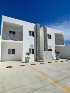 Το κτήριο όπου στεγάζεται  το διαμέρισμα