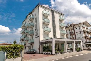 Photo de la galerie de l'établissement Hotel Carinthia, à Lido di Jesolo