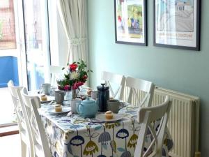 Et opholdsområde på Driftwood House