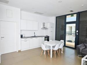 Kuchyňa alebo kuchynka v ubytovaní Marina Baotić Apartments