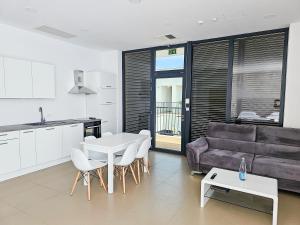 Kuchyňa alebo kuchynka v ubytovaní Marina Baotić Apartments