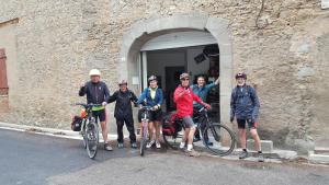 Pyöräilyä majoituspaikan Millot Conilhac alueella tai lähistöllä