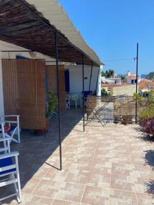 Balkón nebo terasa v ubytování Stamatis Rooms