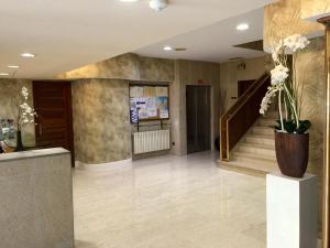 Lobby alebo recepcia v ubytovaní Hotel Faro Salazón