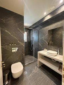 Koupelna v ubytování Corfu valley view