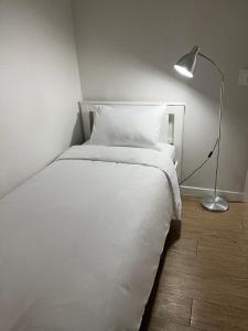 Postel nebo postele na pokoji v ubytování Soo House