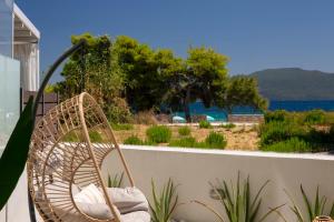 Gallery image of Blue Horizon Seaside Suite in Nikiana