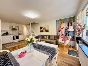 Gallery image of Brilliant family home in Kista - 4 guests in Stockholm +29 photos