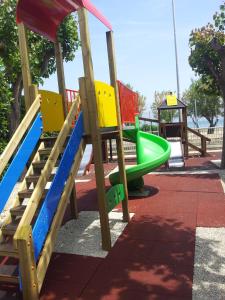 Foto da galeria de Camping Johnny em Marina Palmense