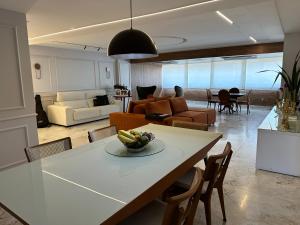 Χώρος καθιστικού στο Cop 30 Apartment 220m2